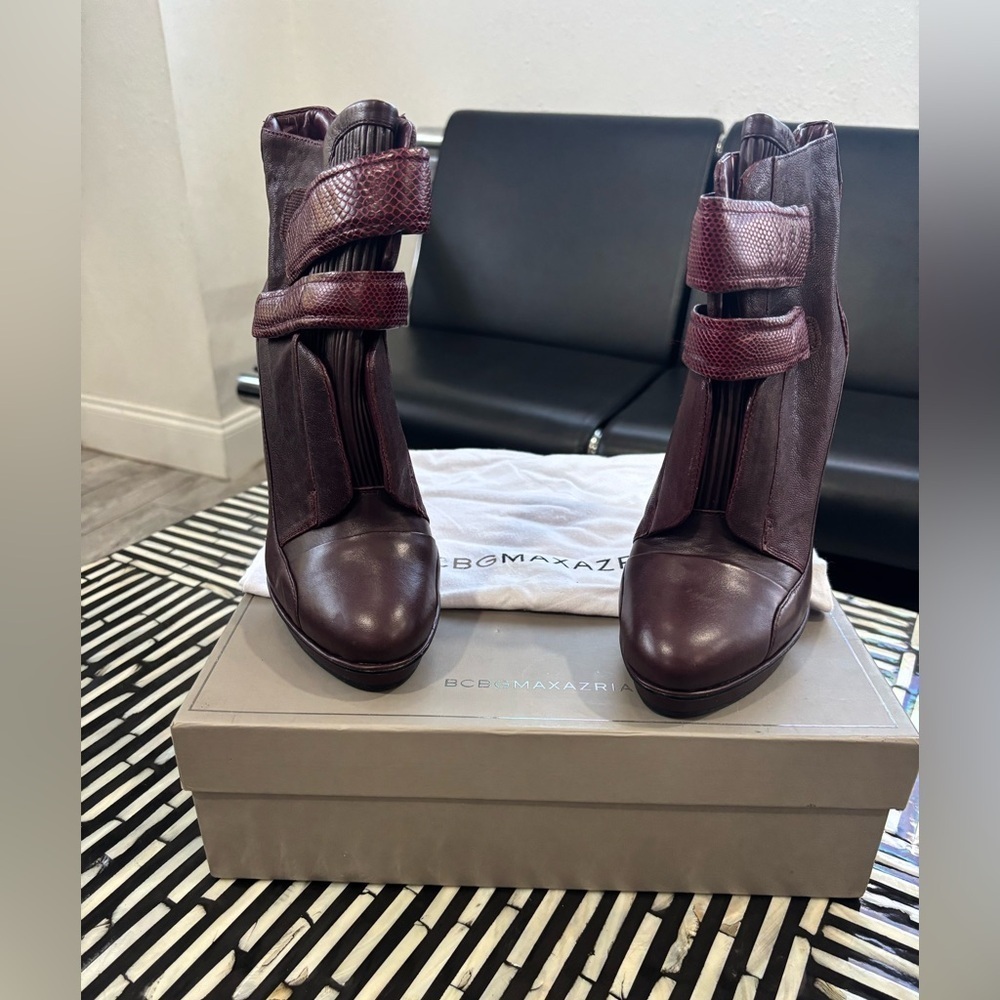 Authentic BCBG Max Azria Ma-Night Burgundy Ankle Boots-Retails $395 - Picture 3 of 9